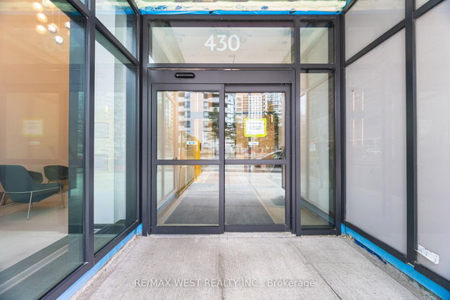 4210 - 430 Square One Drive