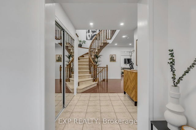 69 Milfoil Street