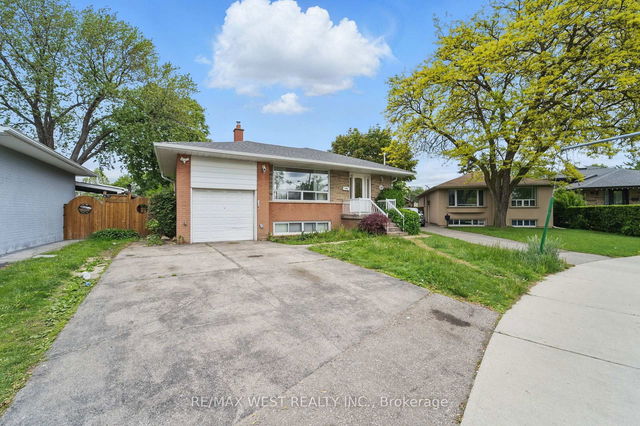 19 Robinglade Drive