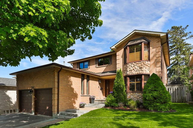 1910 Stoneybrook Court