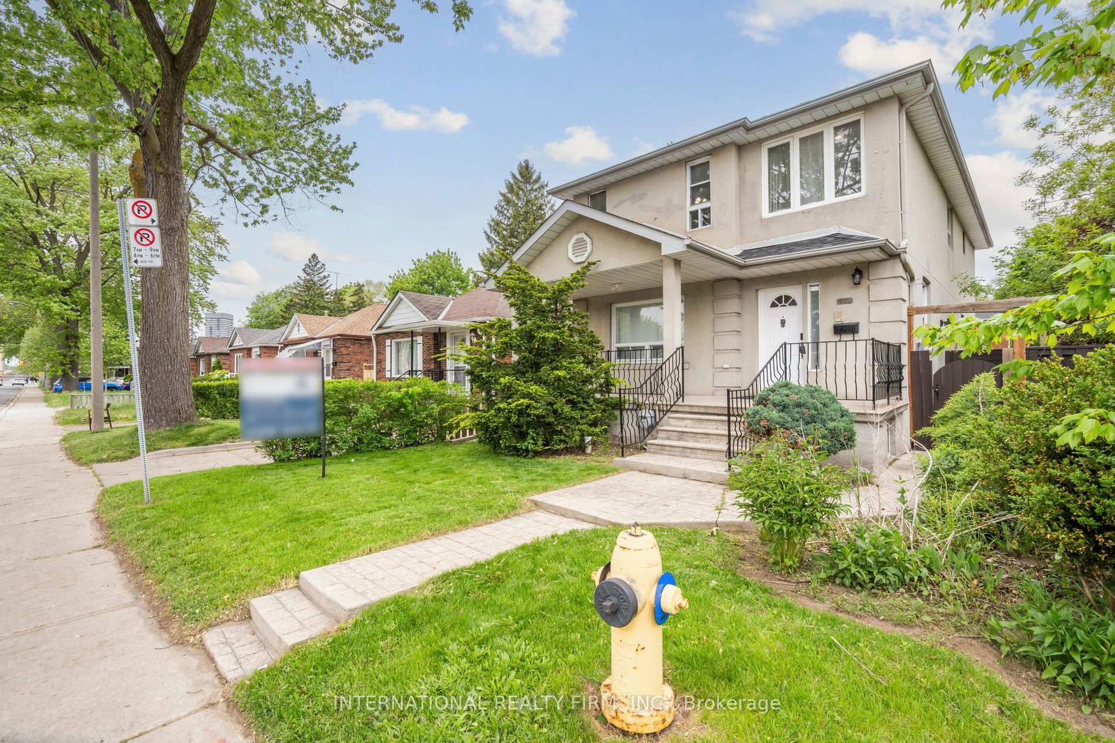 Detached House for sale at 1928 Lawrence Avenue, Toronto, Weston, M9N 1H2 - MLS: W12169434