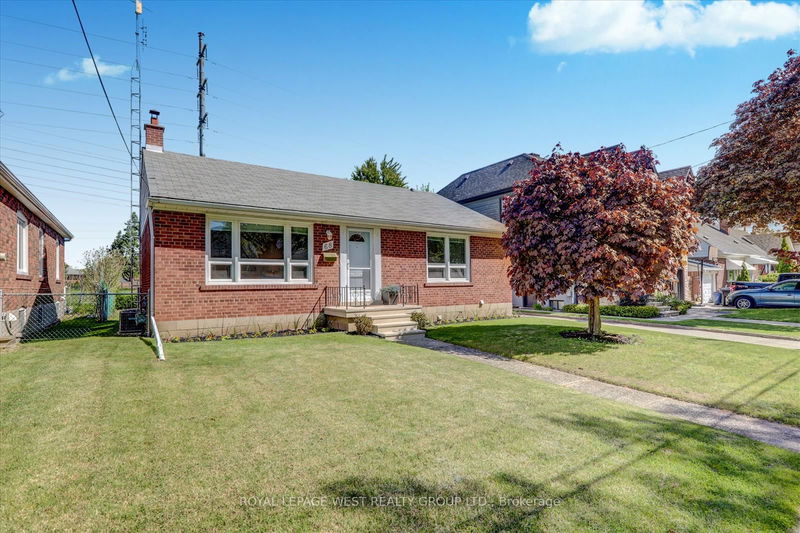 68 Castlebar Rd, Toronto - Stonegate-Queensway image-0-0