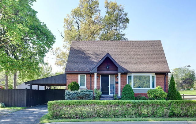 2 North Heights Road