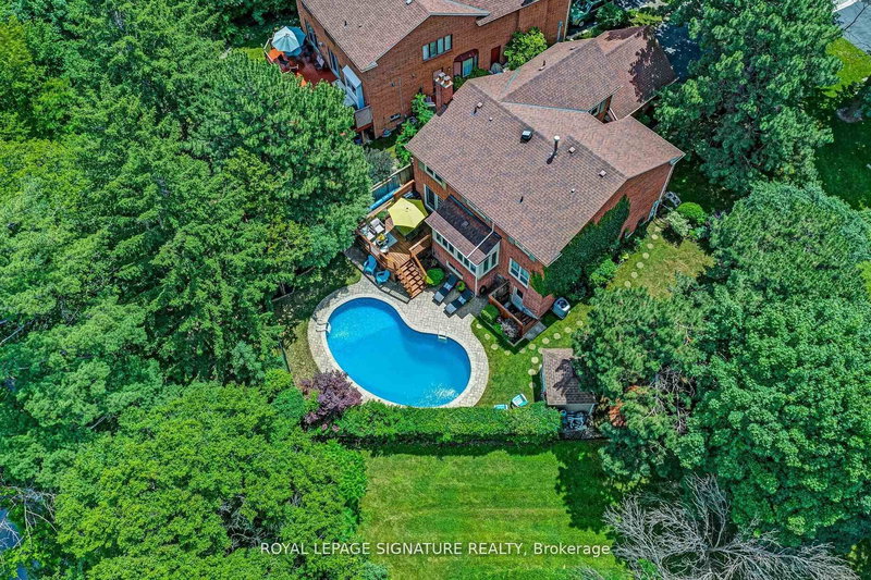 4008 Powderhorn Crt, Mississauga, L5L 3C4 | Image 2