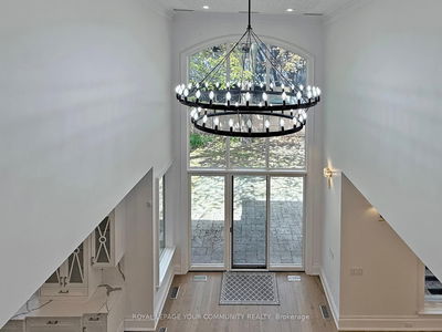 1257 Lakeshore Rd, Oakville - Southwest image-0-1