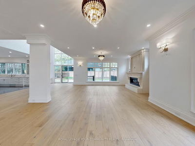 1257 Lakeshore Rd, Oakville - Southwest image-0-3