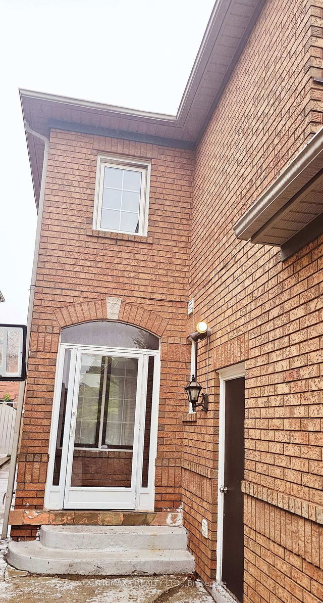 19 Clover Bloom Road