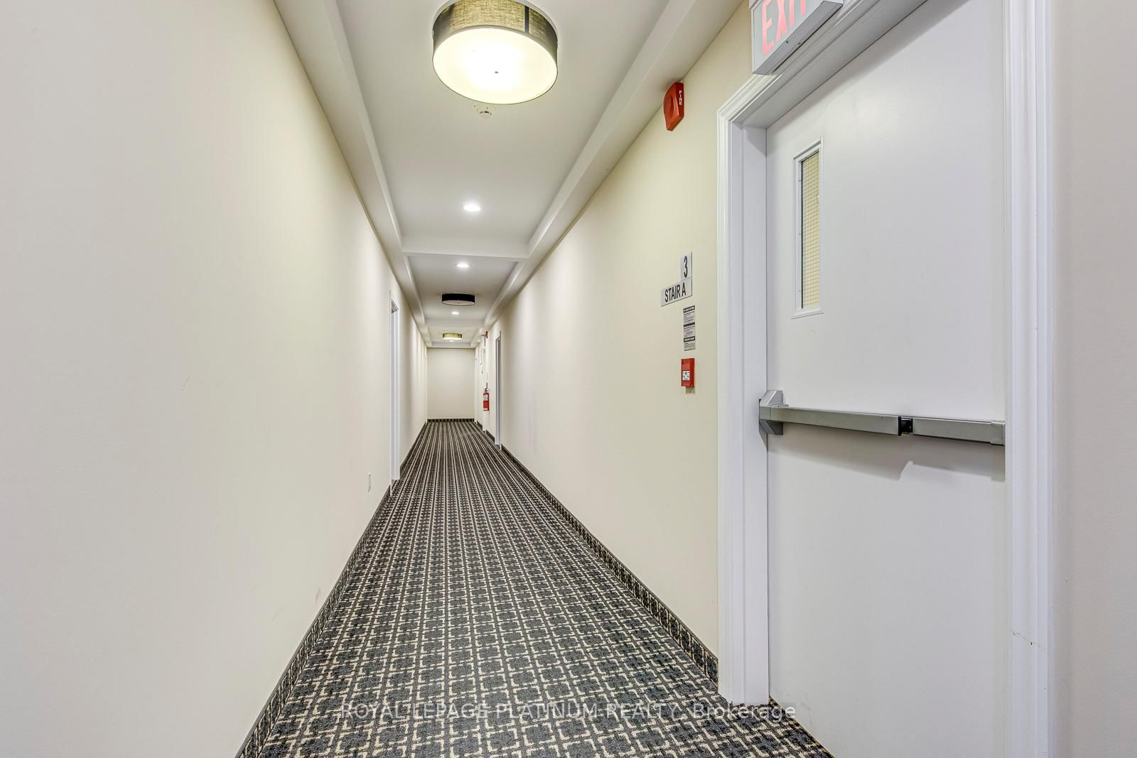 2339 Sawgrass Oakville,ON L6H 7H9 — Photo 5