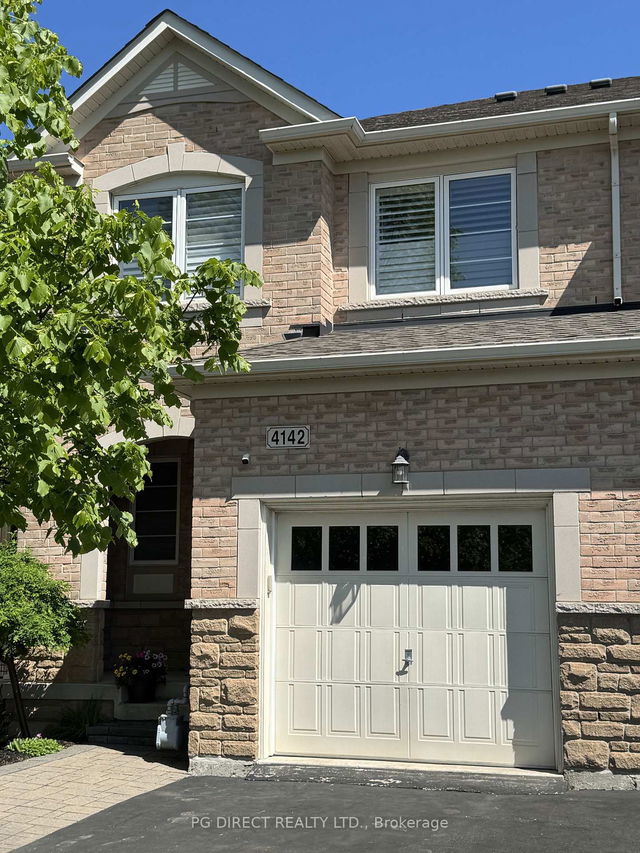 4142 Judson Common