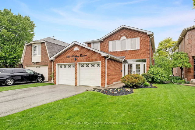 6931 Hickling Crescent