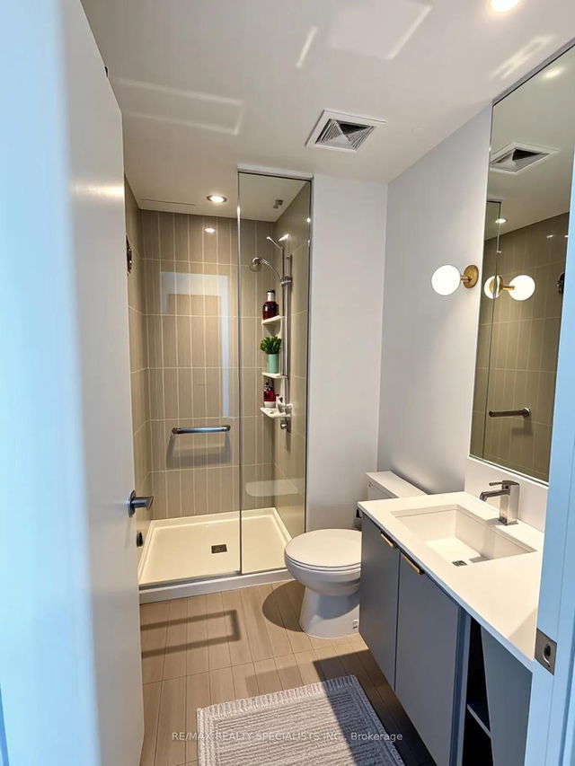 1010 - 3883 Quartz Road