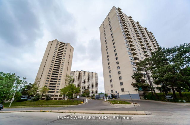 1108 - 330 Dixon Road