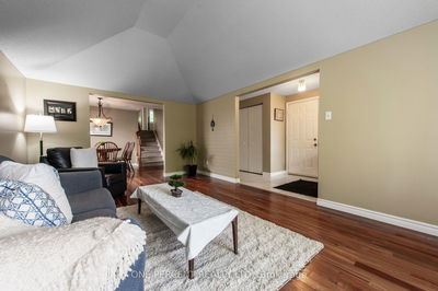 240 Walsh Cres, Orangeville - Orangeville image-0-4