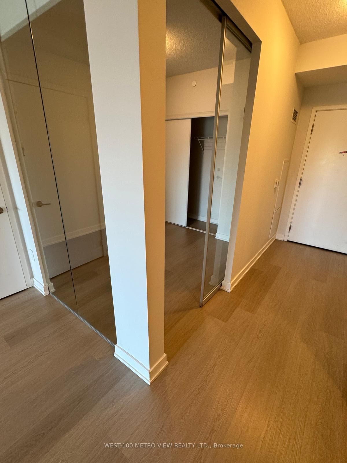 Condo for sale at 623-859 The Queensway, Toronto, Stonegate-Queensway, M8Z 1N8 - MLS: W12170937