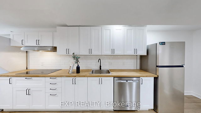 LOWER - 1121 Foxglove Place