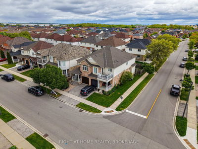 166 Hampshire Way, Milton - Dempsey image-0-4