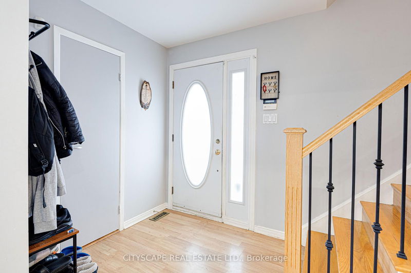 home for lease on 48 Mandarin Crescent