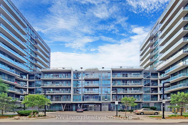 921 - 1185 The Queensway N/A