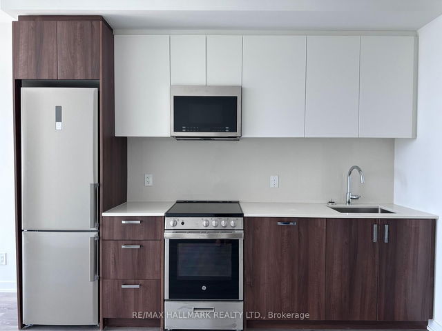 1110 - 1787 St Clair Avenue W