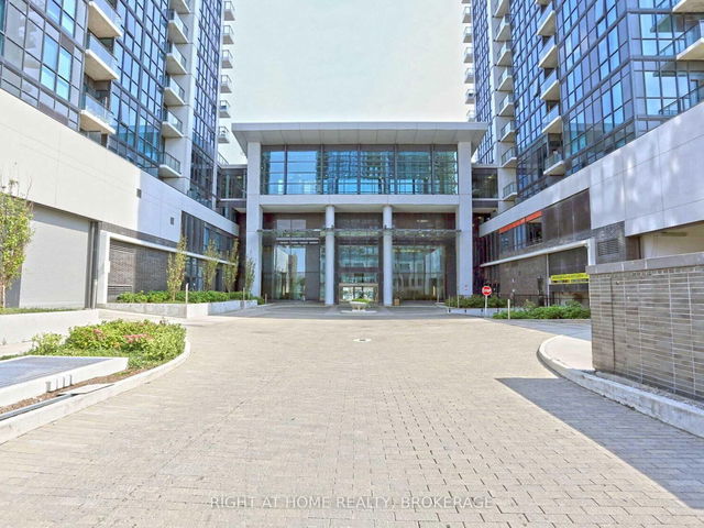 1705 - 75 Eglinton Ave W Avenue