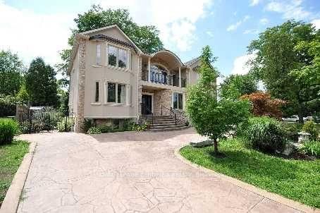 12 Pioneer Drive