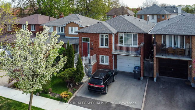 4386 Curia Crescent