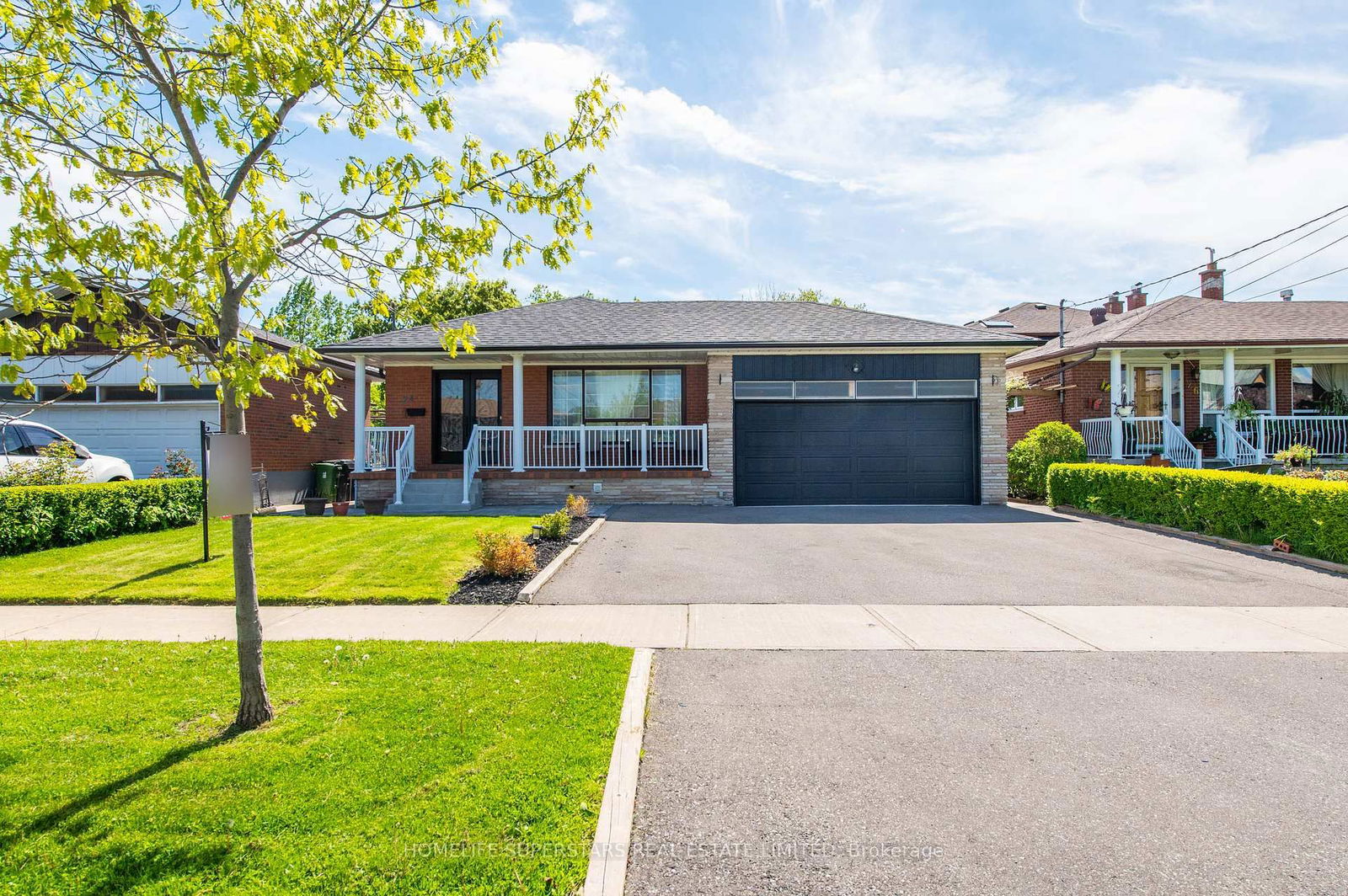 Detached House for sale at 24 ARCHWAY Crescent, Toronto, Humbermede, M9M 1V6 - MLS: W12172097
