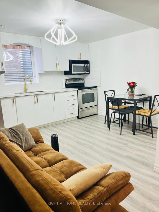 Bsmt - 5044 Guildwood Way