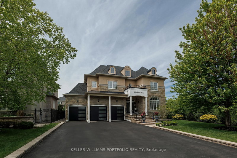 26 Louvain Dr, Brampton, L6P 1W6 | Image 2