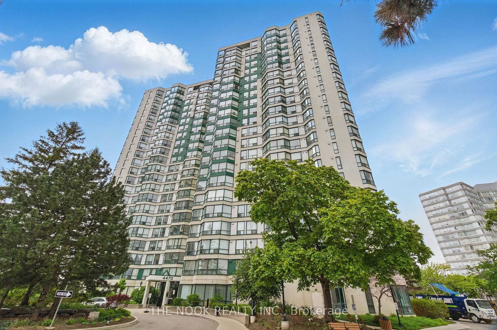 Condo for sale at 204-4470 TUCANA Court, Mississauga, Hurontario, L5R 3K8 - MLS: W12172481