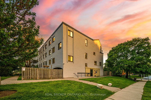 #22 - 1008 Falgarwood Drive