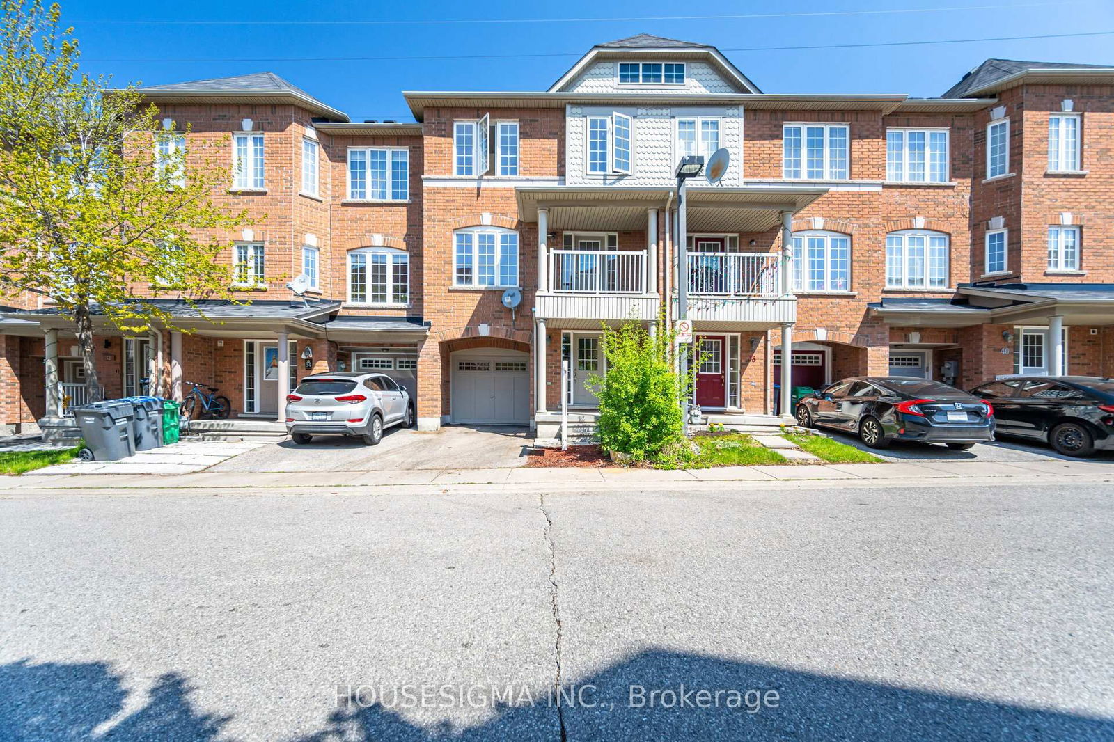 Townhouse for sale at 36 Arizona Drive, Brampton, Bram West, L6Y 0R6 - MLS: W12172994