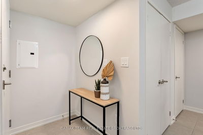 Unit 517 — 816 Lansdowne Ave, Toronto - Dovercourt-Wallace Emerson-Junction image-0-3