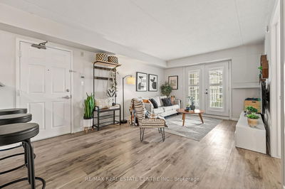 Unit 204 — 1440 Bishops Gate, Oakville - Glen Abbey image-0-3
