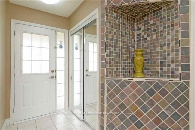 32 Sentimental Way