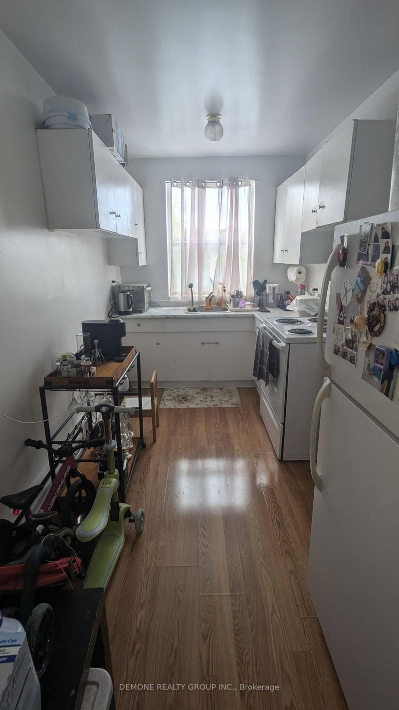 5 - 777 Lawrence Ave W, Toronto, M6A 1C2 | Image 2