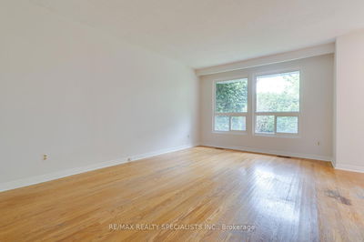 11 Caledonia Rd, Orangeville - Orangeville image-0-3