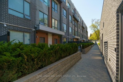 650 Atwater Mississauga,ON L5E 3K2 — Photo 3