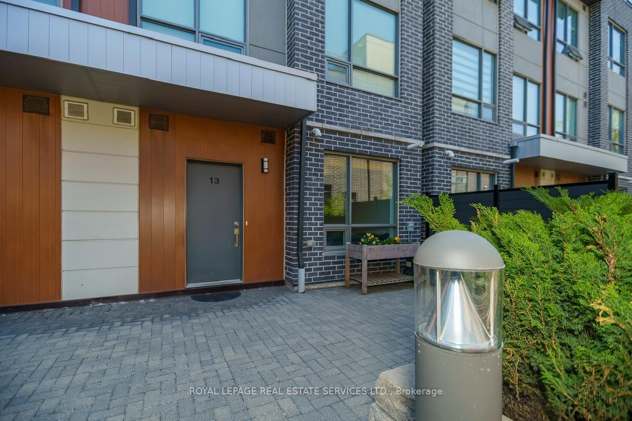 650 Atwater Mississauga,ON L5E 3K2 — Photo 4