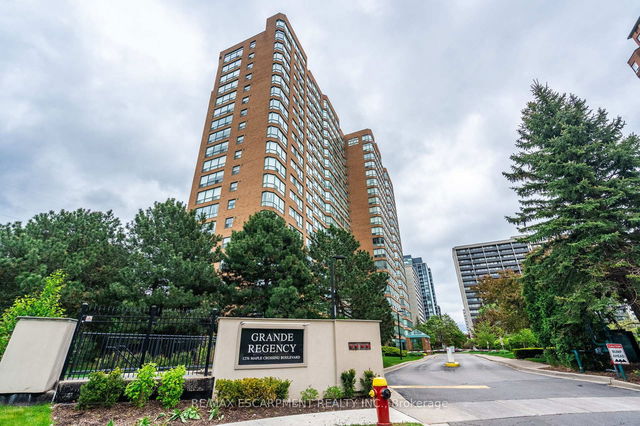 1203 - 1276 Maple Crossing Boulevard