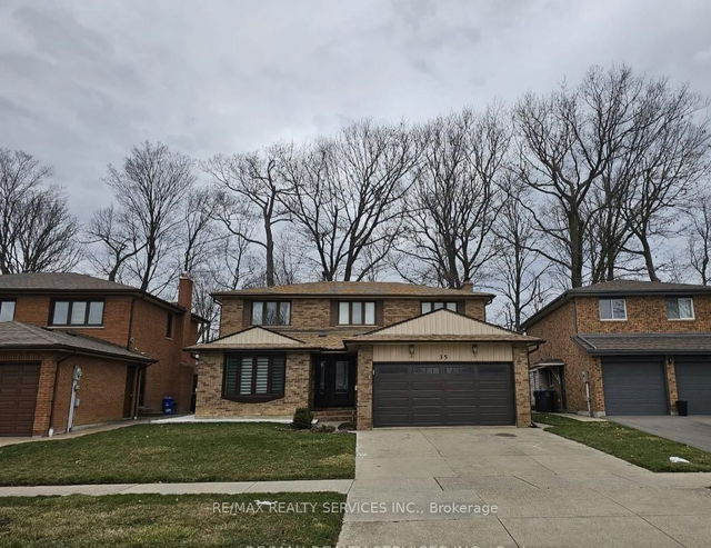 35 Curtis Drive