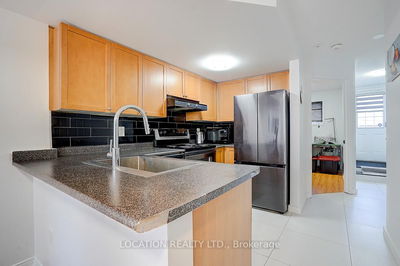 Unit 124 — 75 Turntable Cres, Toronto - Dovercourt-Wallace Emerson-Junction image-0-3