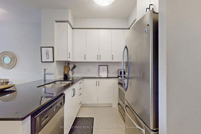 Unit 311 — 205 Sherway Gardens Rd, Toronto - Islington-City Centre West image-0-3