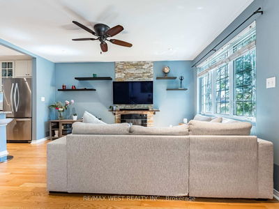 76 Laburnham Ave, Toronto - Long Branch image-0-3