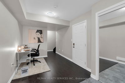 625 Laking Terr, Milton - Clarke image-0-3
