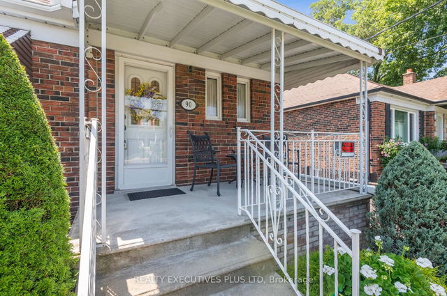 90 Spears Street