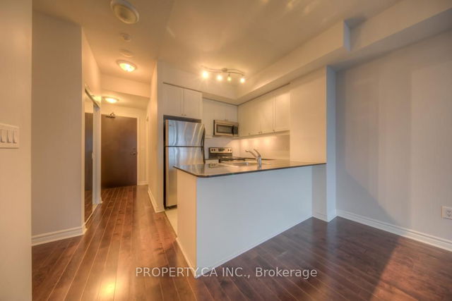 2404 - 385 Prince Of Wales Drive