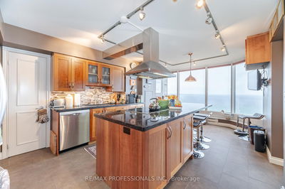 Unit 2106 — 1 Palace Pier Crt, Toronto - Mimico image-0-4