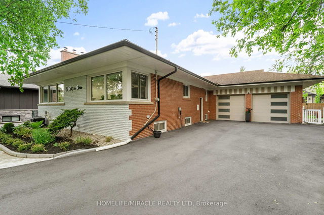 11 Adelpha Drive