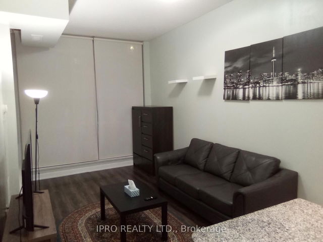 501 - 4065 Brickstone Mews